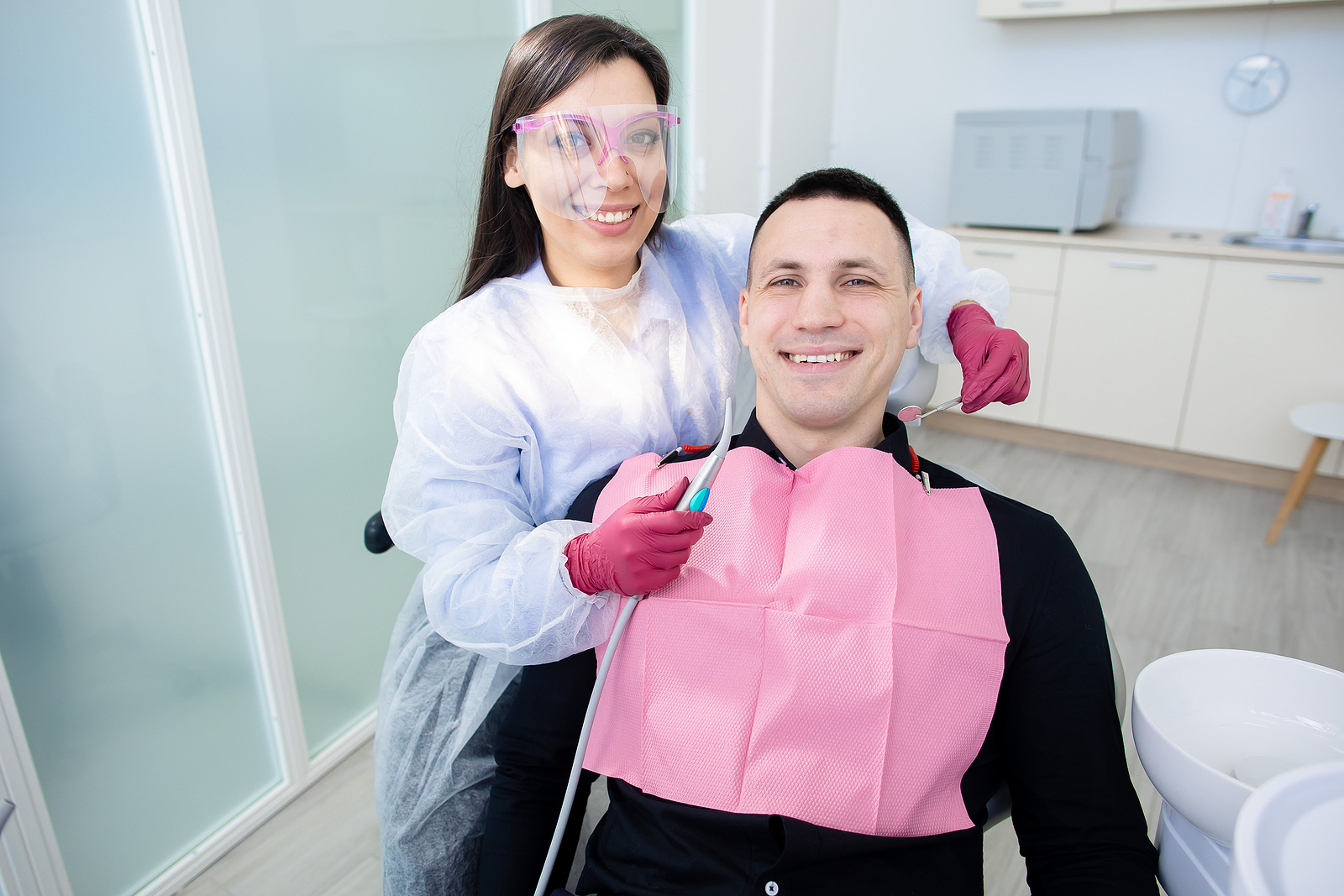 Do You Need A Root Canal? 3 Telltale Symptoms